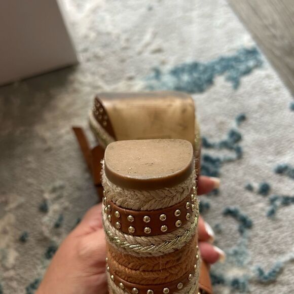 Aldo Platform sandals, size 9 worn once. - Picture 2 of 3